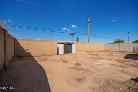 Exterior - 1754 E Alta Vista Rd, Phoenix, AZ 85042 photo 8 of 10