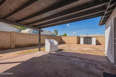 Exterior - 1754 E Alta Vista Rd, Phoenix, AZ 85042 photo 7 of 10