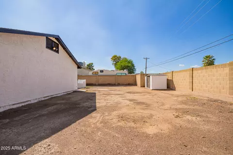 Exterior - 1754 E Alta Vista Rd, Phoenix, AZ 85042 photo 10 of 10