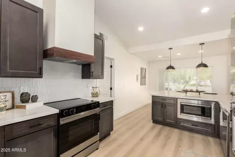 2313 E Cortez Dr, Gilbert, AZ 85234 photo 4