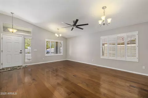 1150 E Morgan Ct, Gilbert, AZ 85295 photo 5
