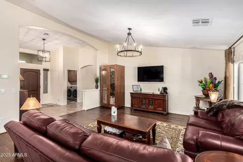 Living - 4014 E Walter Way, Phoenix, AZ 85050 photo 2 of 2