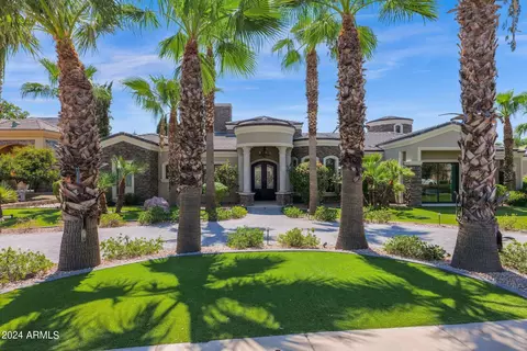 3749 E Juniper Cir, Mesa, AZ 85205