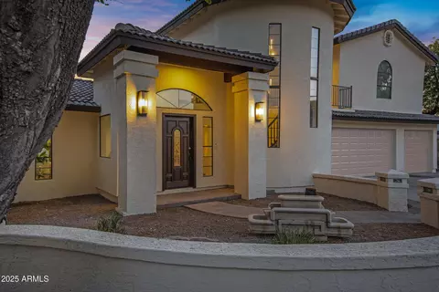 8024 N 7th Ave, Phoenix, AZ 85021