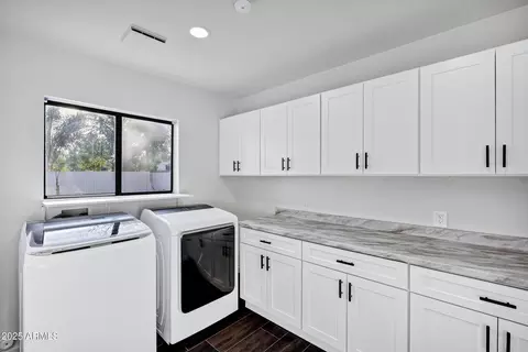 Other - 8024 N 7th Ave, Phoenix, AZ 85021 photo 9 of 11