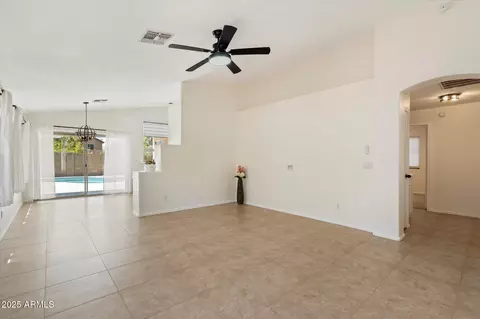 Living - 4441 E Tether Trl, Phoenix, AZ 85050 photo 4 of 4