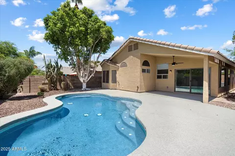 Exterior - 4441 E Tether Trl, Phoenix, AZ 85050 photo 1 of 2