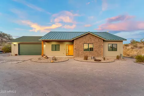 52029 N 295th Ave, Wickenburg, AZ 85390