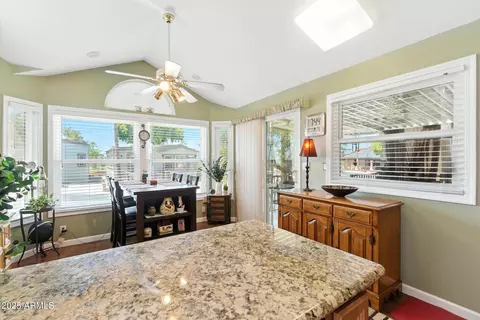 2366 S Pomo Ave, Apache Junction, AZ 85119 photo 5