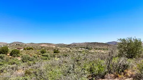 13650 E Soleil Down Rd #-, Mayer, AZ 86333