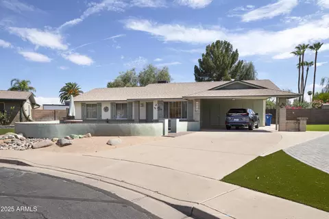2946 S Estrella Cir, Mesa, AZ 85202