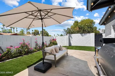 Exterior - 3702 E Sahuaro Dr, Phoenix, AZ 85028 photo 5 of 5