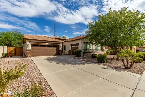 Exterior - 1355 E Clark Dr, Gilbert, AZ 85297 photo 2 of 6
