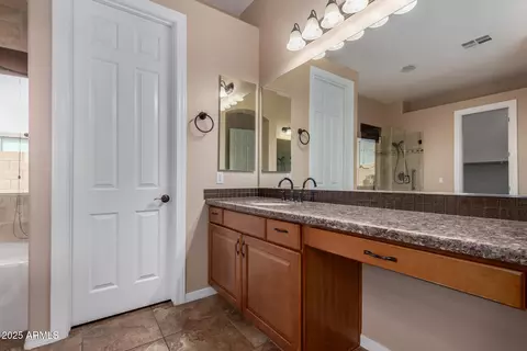 Bath - 1355 E Clark Dr, Gilbert, AZ 85297 photo 2 of 6
