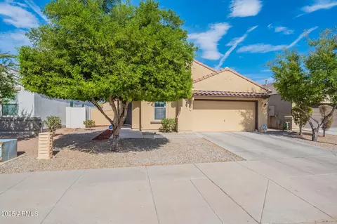 Exterior - 4611 S 25th Dr, Phoenix, AZ 85041 photo 2 of 10