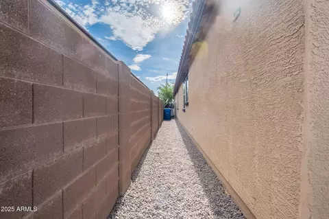 Entry Way - 4611 S 25th Dr, Phoenix, AZ 85041 photo 1 of 1