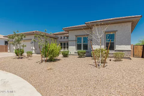 3816 W White Feather Ln, Phoenix, AZ 85083
