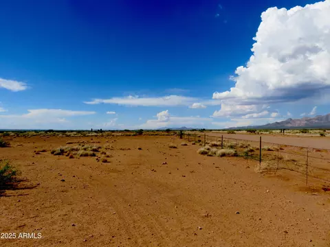 tbd N Ee Ranch Lot 4 Rd #4, Mcneal, AZ 85617