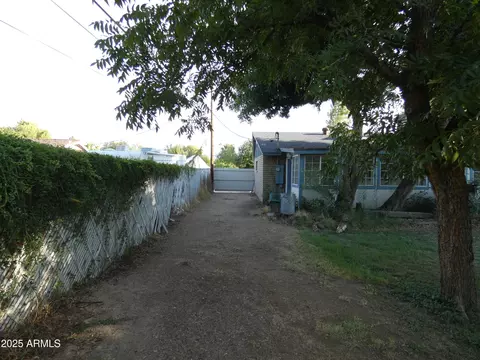 Exterior - 3214 W State Ave, Phoenix, AZ 85051 photo 6 of 7