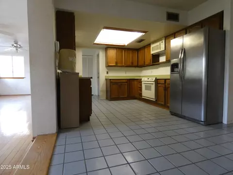 Kitchen - 3214 W State Ave, Phoenix, AZ 85051 photo 1 of 2