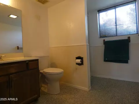 Bath - 3214 W State Ave, Phoenix, AZ 85051 photo 2 of 4