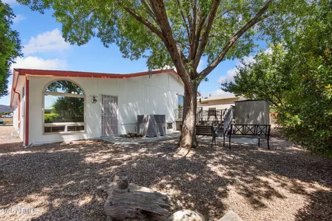 547 N Vermillion Dr, Dewey, AZ 86327