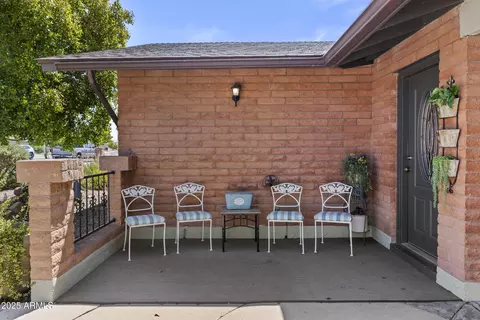 Exterior - 2045 Encanto St, Mesa, AZ 85213 photo 2 of 5