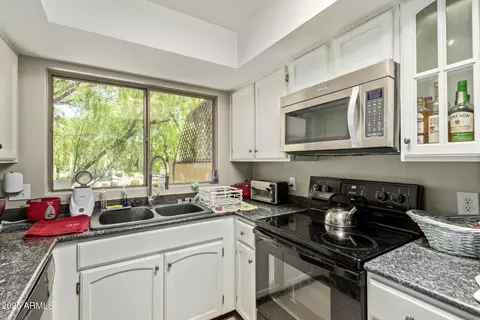 5335 S Mitchell Dr, Tempe, AZ 85283 photo 15