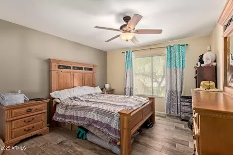 5335 S Mitchell Dr, Tempe, AZ 85283 photo 16