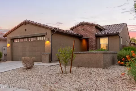 8948 W Bethany Heights Dr, Glendale, AZ 85305