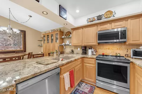 4525 E Rosemonte Dr, Phoenix, AZ 85050 photo 14