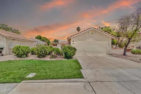 1377 N Tamarisk Dr, Chandler, AZ 85224