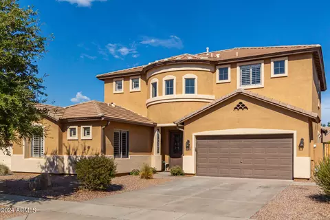 4053 S Skyline Ct, Gilbert, AZ 85297
