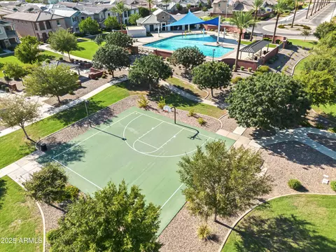 View/Area - 3951 E Turley St, Gilbert, AZ 85295 photo 2 of 4