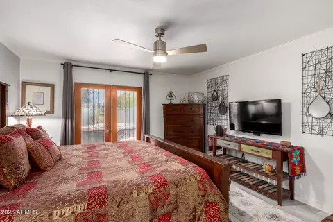 Bedroom - 1011 E Becker Ln, Phoenix, AZ 85020 photo 3 of 4