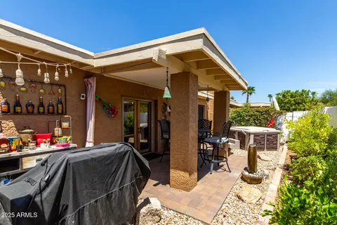 Exterior - 1011 E Becker Ln, Phoenix, AZ 85020 photo 9 of 9