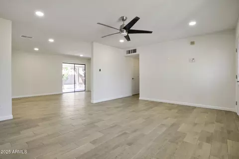 3323 W Marshall Ave W, Phoenix, AZ 85017 photo 6