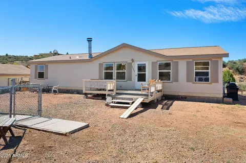 10677 E Peanut Dr, Dewey, AZ 86327