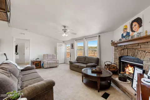 10677 E Peanut Dr, Dewey, AZ 86327 photo 5