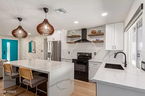 Kitchen - 3507 E Cortez St, Phoenix, AZ 85028 photo 1 of 3