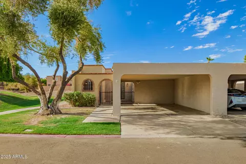 1002 E Cochise Dr, Phoenix, AZ 85020