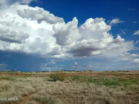 tbd N Ee Ranch Rd #1/2, Mcneal, AZ 85617