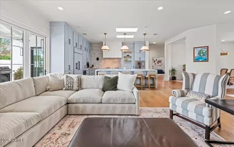 Living - 4569 E Lafayette Blvd, Phoenix, AZ 85018 photo 1 of 4