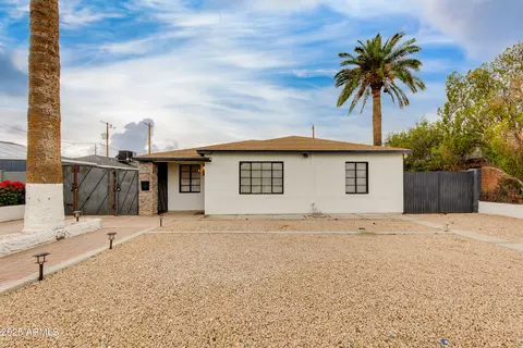 1529 Edgemont Ave, Phoenix, AZ 85006 photo 2