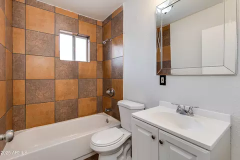 1529 Edgemont Ave, Phoenix, AZ 85006 photo 14