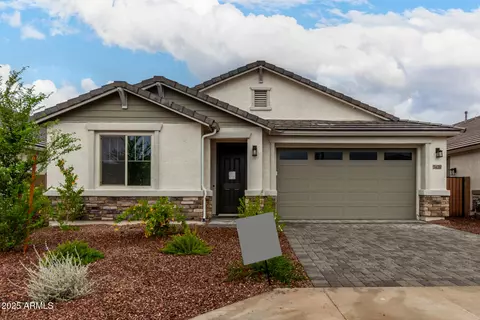 5430 W Manzanita Dr, Glendale, AZ 85302