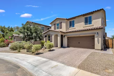 Other - 722 E Betsy Ln, Gilbert, AZ 85296 photo 1 of 16