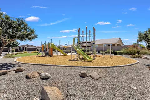 View/Area - 722 E Betsy Ln, Gilbert, AZ 85296 photo 1 of 1