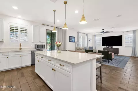 Kitchen - 722 E Betsy Ln, Gilbert, AZ 85296 photo 2 of 5