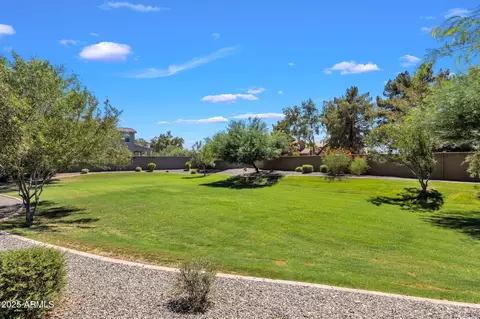 Exterior - 722 E Betsy Ln, Gilbert, AZ 85296 photo 13 of 13